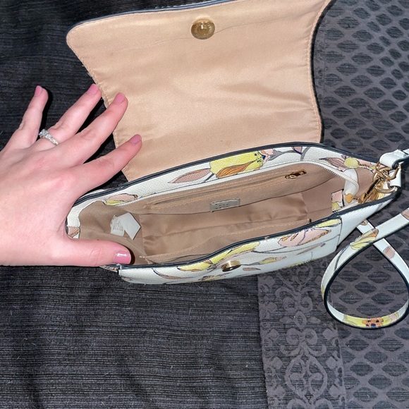 Spring Purse - Picture 4 of 5